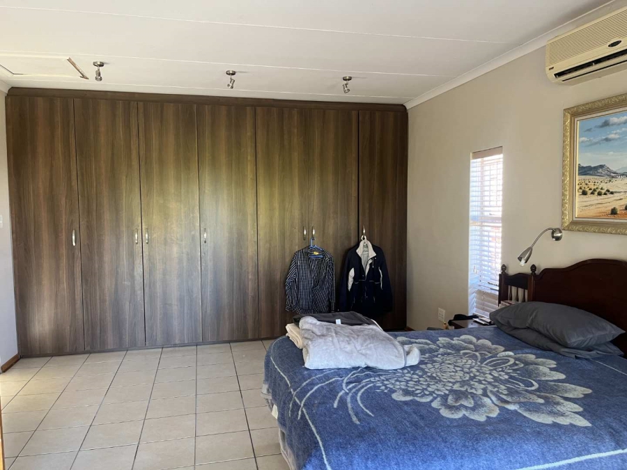 4 Bedroom Property for Sale in Keidebees Northern Cape